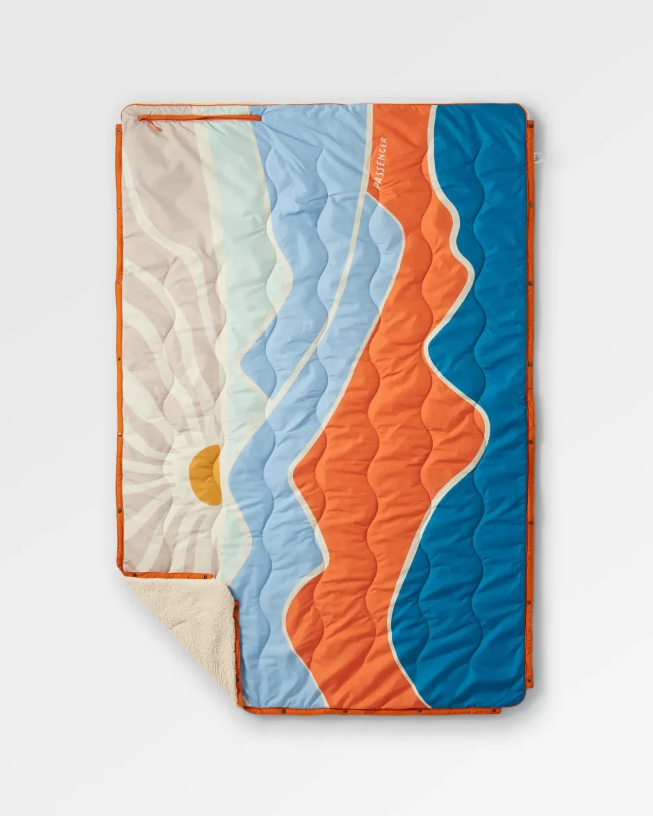 Women Passenger Blankets | Outdoor Living | Cabin Recycled Sherpa Blanket