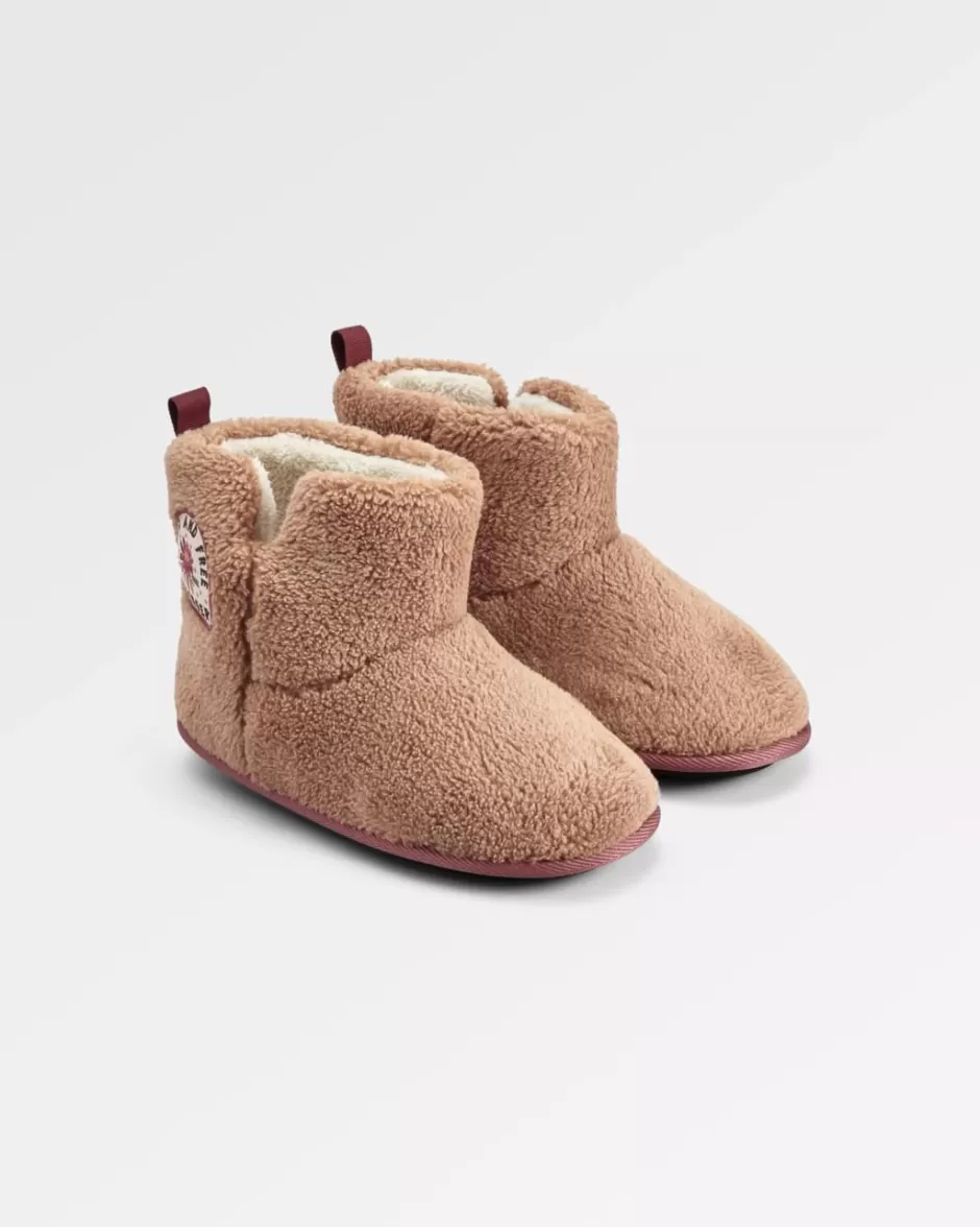 Women Passenger Winter Accessories | Hideaway Hut Slipper