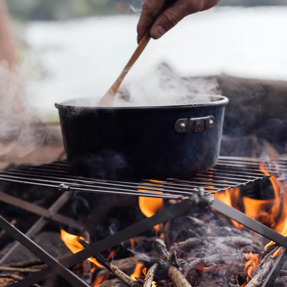 Women Passenger Outdoor Living | Outdoor Living | Wolf and Grizzly Grill (without Fire Set)